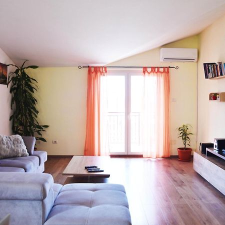 Apartman Branka- Sea View Peroj Zewnętrze zdjęcie