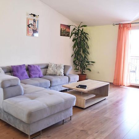 Apartman Branka- Sea View Peroj Zewnętrze zdjęcie