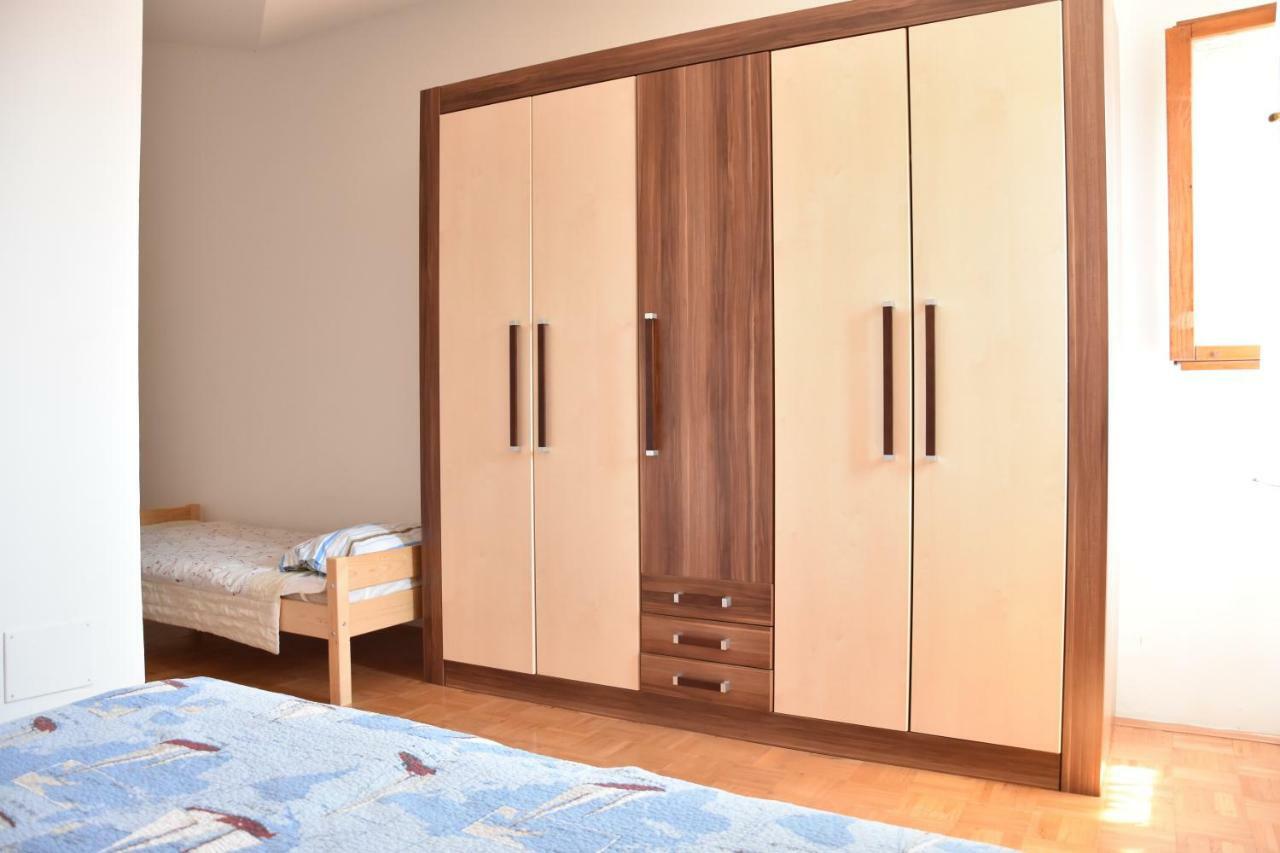 Apartman Branka- Sea View Peroj Zewnętrze zdjęcie